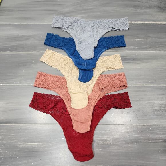 Hanky Panky Thongs Signature Low-Rise Stretch Lace Thongs 5 Pair OS Style 4911 - Picture 1 of 9